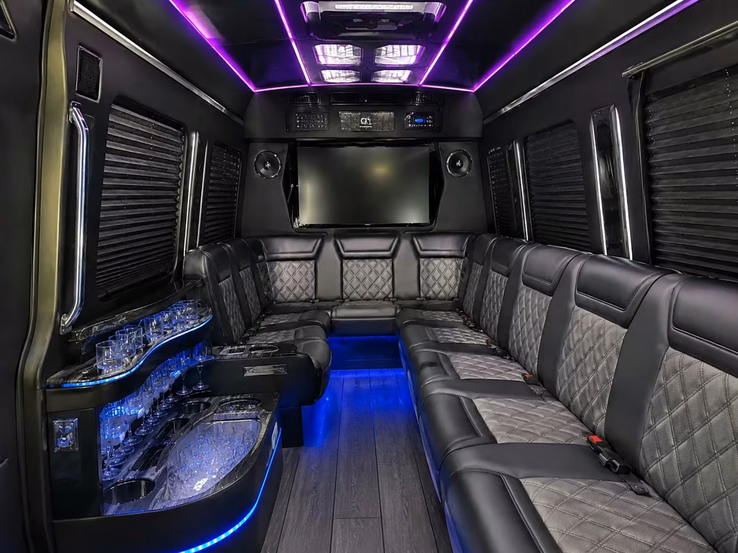 fan bus rentals to out of town sporting events from wilmington