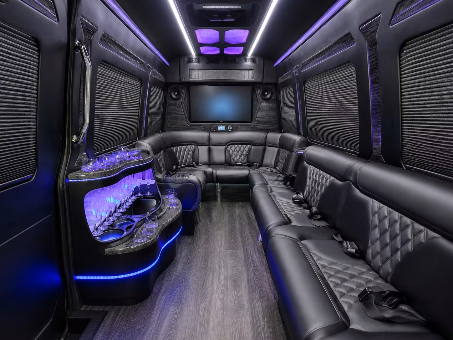 let charterbuswilmington com handle airport transfers for your wilmington corporate team
